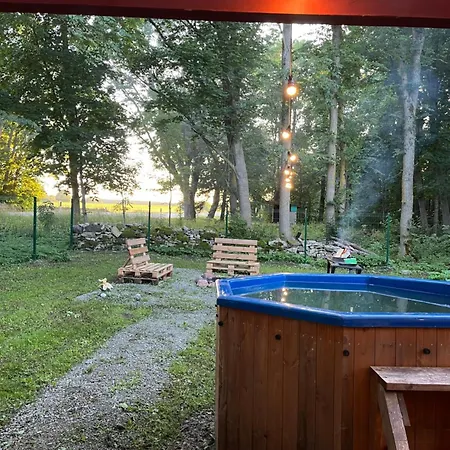  Ader Puhkemaja *